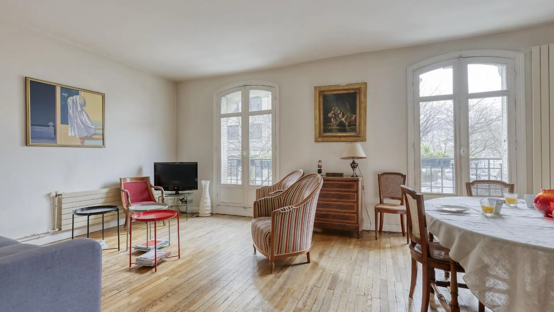 Classic & Charming Parisian Flat - Luxury 16th