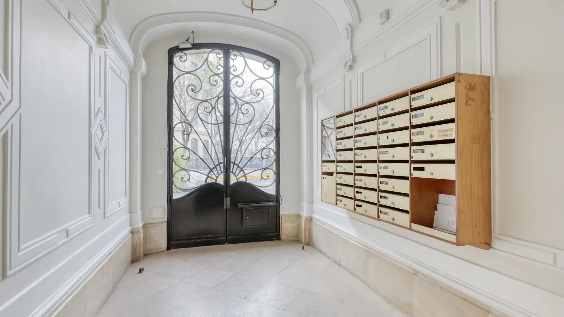 Classic & Charming Parisian Flat - Luxury 16th 公寓