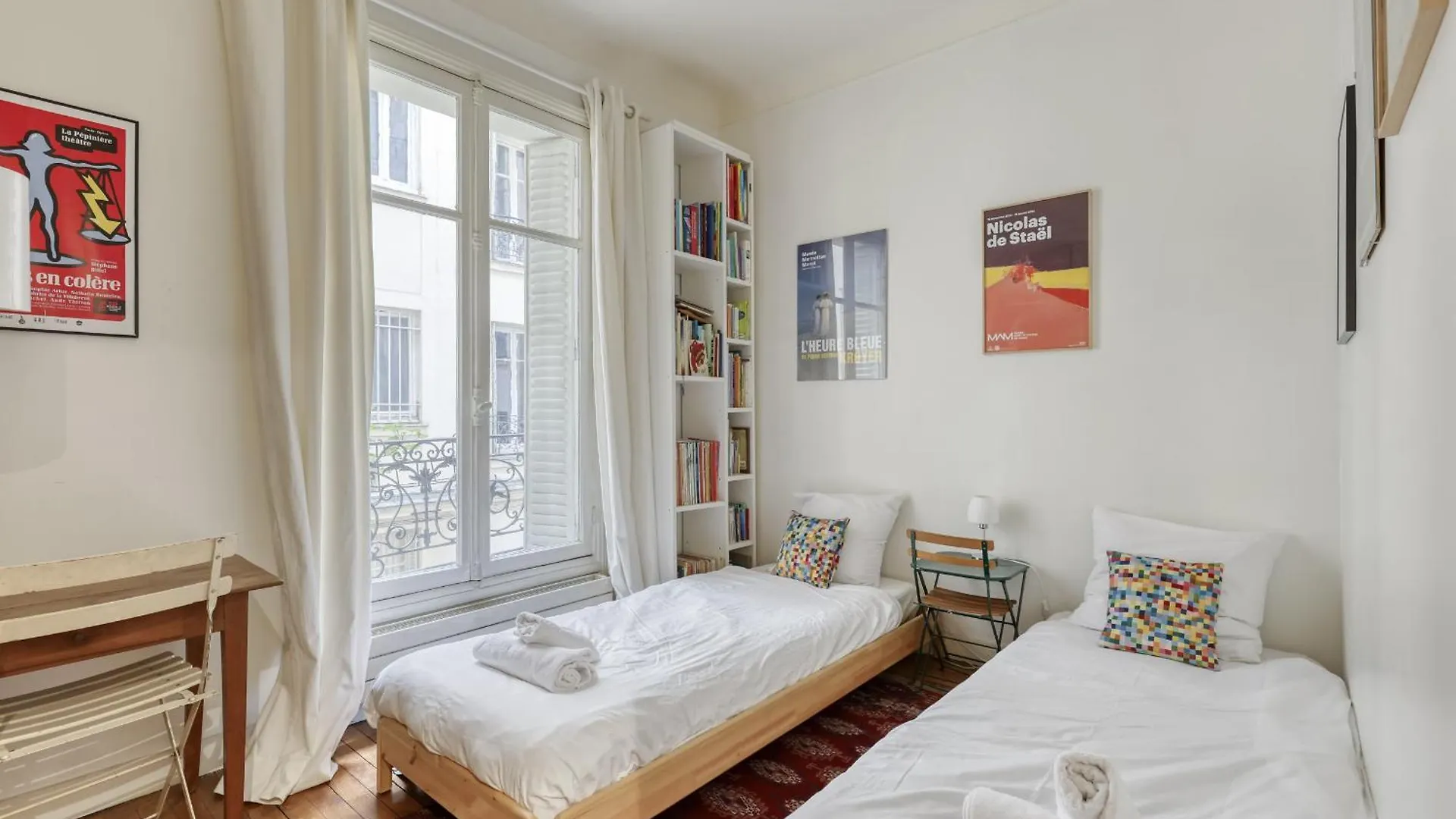 Classic & Charming Parisian Flat - Luxury 16th Apartment *